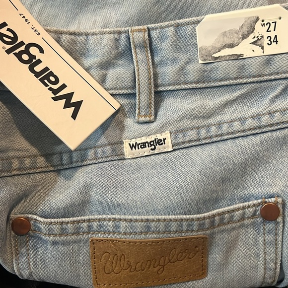 Wrangler Light Blue Flare Jeans - Picture 13 of 13